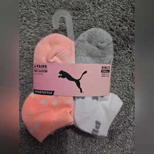 Puma Girls 6pk Socks Shoe Size 4-8.5  NWT